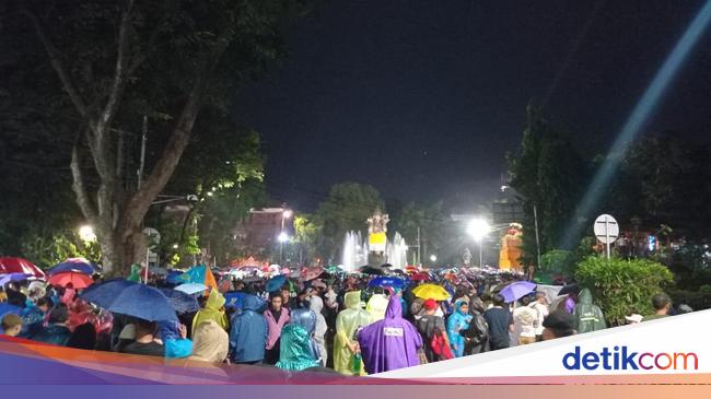 Ogoh-Ogoh 游行交通改道,Catur Muka 十字路口完全关闭